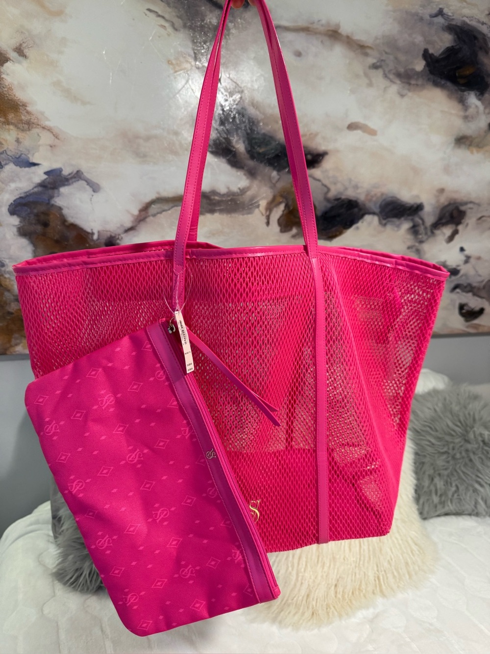 Victoria’s Secret Mesh Tote Hot Pink Tote Shopper Weekender Beach Pool Bag - Picture 2 of 10